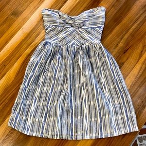 Women’s Flirty Strapless Roxy Dress